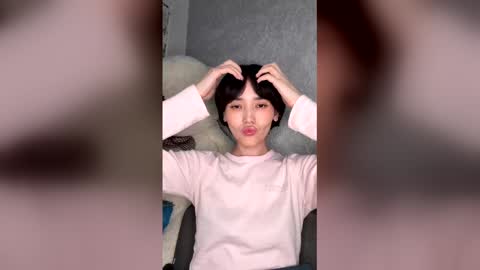 Adelin online show from March 21, 2026, 3:04 pm