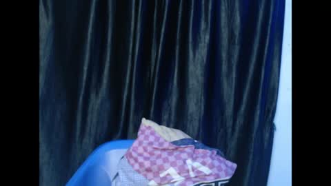 Snapshot of sweetxdesire chatting on May 28, 2026, 7:33 pm sweetxdesire online show from May 28, 2026, 7:33 pm