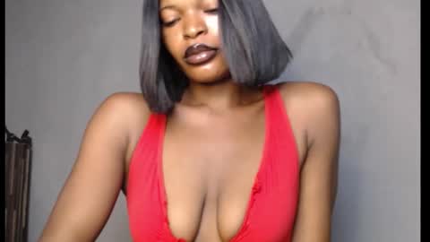 Snapshot of sweetxxboobsx chatting on March 3, 2026, 7:47 am sweetxxboobsx online show from March 3, 2026, 7:47 am