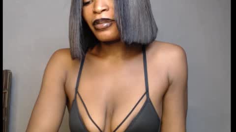 Snapshot of sweetxxboobsx chatting on March 18, 2026, 8:28 am sweetxxboobsx online show from March 18, 2026, 8:28 am