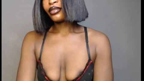 Snapshot of sweetxxboobsx chatting on March 21, 2026, 8:19 am sweetxxboobsx online show from March 21, 2026, 8:19 am