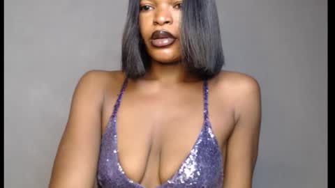 Snapshot of sweetxxboobsx chatting on March 23, 2026, 8:40 am sweetxxboobsx online show from March 23, 2026, 8:40 am