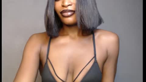 Snapshot of sweetxxboobsx chatting on March 27, 2026, 8:20 am sweetxxboobsx online show from March 27, 2026, 8:20 am