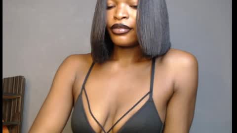 Snapshot of sweetxxboobsx chatting on March 29, 2026, 8:47 am sweetxxboobsx online show from March 29, 2026, 8:47 am