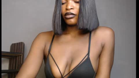 Snapshot of sweetxxboobsx chatting on April 10, 2026, 9:36 am sweetxxboobsx online show from April 10, 2026, 9:36 am