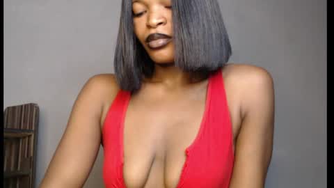 Snapshot of sweetxxboobsx chatting on April 15, 2026, 8:21 am sweetxxboobsx online show from April 15, 2026, 8:21 am