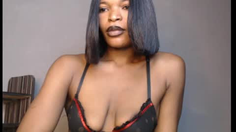Snapshot of sweetxxboobsx chatting on April 20, 2026, 8:17 am sweetxxboobsx online show from April 20, 2026, 8:17 am
