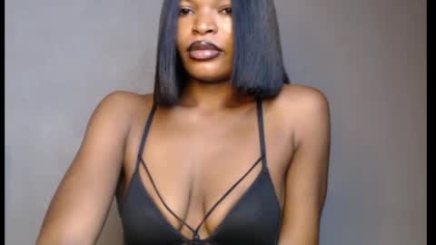 Snapshot of sweetxxboobsx chatting on May 5, 2026, 8:11 am sweetxxboobsx online show from May 5, 2026, 8:11 am