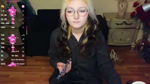 Hot Candy online show from January 17, 2026, 11:37 am