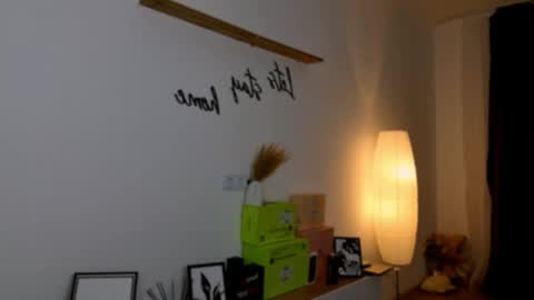 Snapshot of sweety_cheeky chatting on November 19, 2025, 9:26 pm Ineta online show from November 19, 2025, 9:26 pm