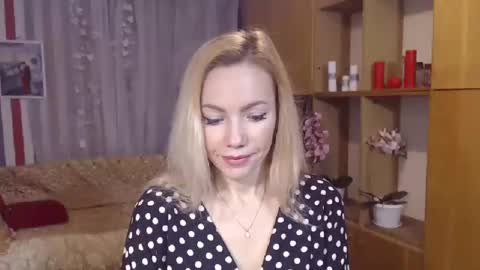 Sweety friend online show from December 6, 2024, 8:51 pm