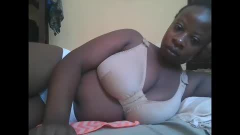 sweetyass25 online show from October 11, 2025, 5:28 am