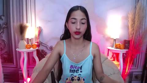 LAURA online show from October 23, 2025, 12:04 pm