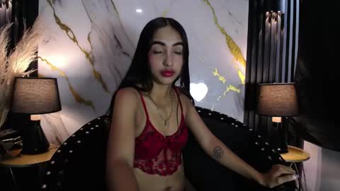 LAURA online show from May 3, 2026, 12:00 pm