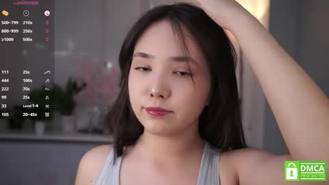 Astrid online show from November 21, 2025, 5:17 am