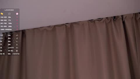 Snapshot of sweetyoops chatting on March 11, 2026, 7:31 pm Astrid online show from March 11, 2026, 7:31 pm