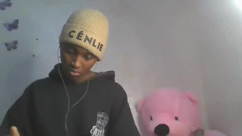 Snapshot of sweetypussy01 chatting on November 4, 2025, 7:24 pm sweetypussy01 online show from November 4, 2025, 7:24 pm