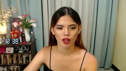 Megan online show from April 14, 2026, 4:40 am