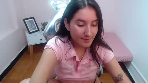 Catalina online show from December 19, 2024, 8:34 pm