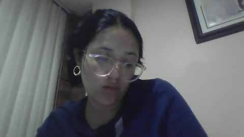 sweetyypeach online show from February 12, 2025, 4:23 am