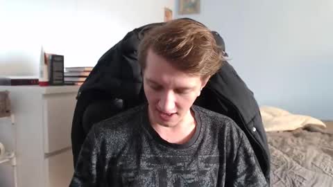 Cat online show from January 14, 2026, 10:43 am