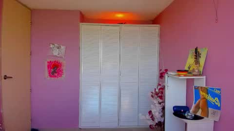 swettcabol online show from September 17, 2025, 7:59 pm