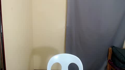 Snapshot of swetty_naughty chatting on June 27, 2026, 2:01 pm Mae online show from June 27, 2026, 2:01 pm