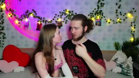 Snapshot of swiity_room_ chatting on March 2, 2026, 6:04 pm Slavik Vikulik online show from March 2, 2026, 6:04 pm