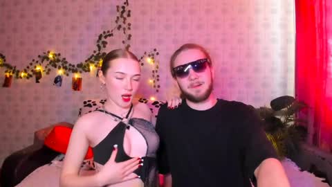 Snapshot of swiity_room_ chatting on May 10, 2026, 2:11 pm Slavik Vikulik online show from May 10, 2026, 2:11 pm