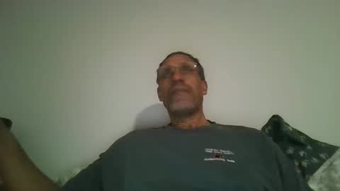 Snapshot of swimmerbod2495 chatting on February 21, 2026, 3:07 am swimmerbod2495 online show from February 21, 2026, 3:07 am