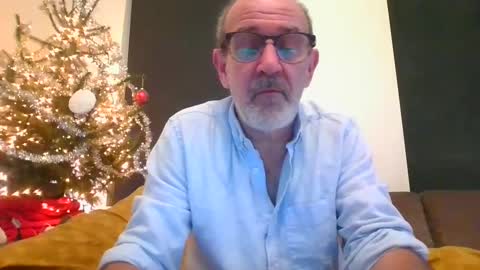 swimmi70 online show from January 29, 2025, 11:35 pm