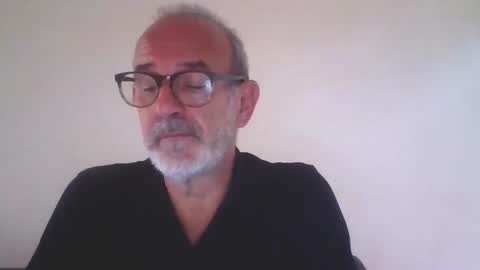 swimmi70 online show from September 9, 2025, 10:48 am