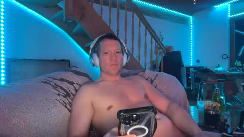 Snapshot of swissfit84 chatting on April 26, 2026, 1:36 am swissfit84 online show from April 26, 2026, 1:36 am