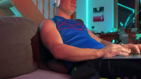 Snapshot of swissfit84 chatting on July 19, 2026, 10:57 pm swissfit84 online show from July 19, 2026, 10:57 pm