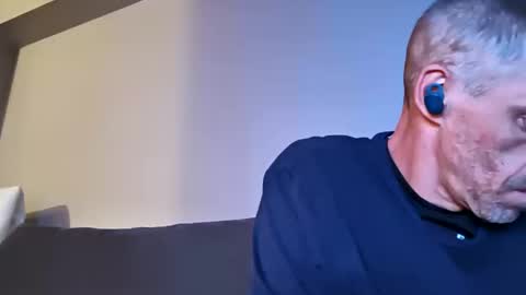 Snapshot of swontguy2025 chatting on October 10, 2025, 5:39 am swontguy2025 online show from October 10, 2025, 5:39 am