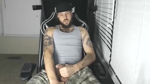 swoozy_ online show from December 23, 2025, 1:58 am