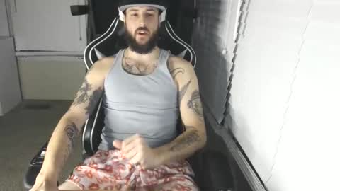 swoozy_ online show from January 9, 2026, 5:43 am