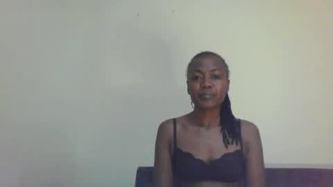 Snapshot of swtebony1 chatting on December 25, 2024, 9:54 pm ALICIA online show from December 25, 2024, 9:54 pm
