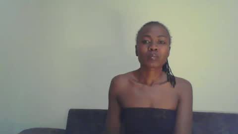 Snapshot of swtebony1 chatting on December 29, 2024, 10:14 pm ALICIA online show from December 29, 2024, 10:14 pm