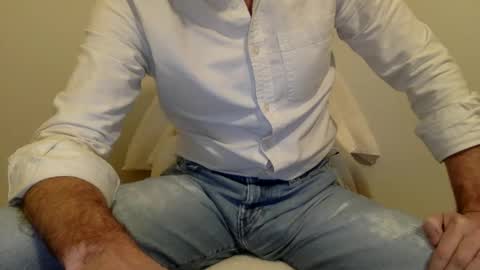 Snapshot of swtlick chatting on December 16, 2024, 5:54 pm Swtlick online show from December 16, 2024, 5:54 pm