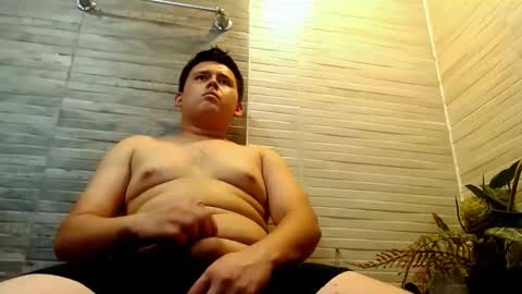 Snapshot of swwetsamuelito chatting on May 11, 2026, 6:27 pm swwetsamuelito online show from May 11, 2026, 6:27 pm