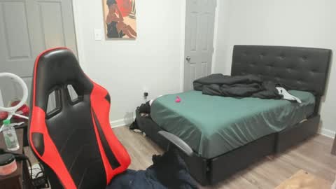 sxamleuy online show from January 31, 2025, 2:58 am