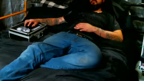 Snapshot of sydetrak4469 chatting on March 21, 2026, 11:37 am Syde online show from March 21, 2026, 11:37 am