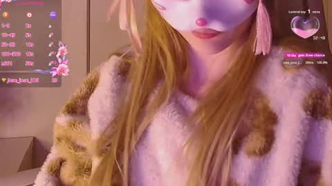 Milena online show from November 4, 2025, 2:32 am