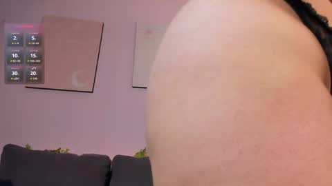 Snapshot of sylvara_bx chatting on April 29, 2026, 5:30 pm online show from April 29, 2026, 5:30 pm