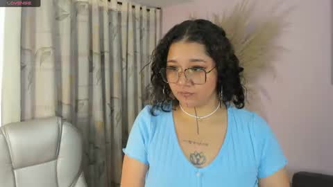 Snapshot of sylvara_bx chatting on June 22, 2026, 12:02 pm online show from June 22, 2026, 12:02 pm