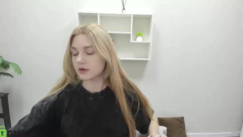 Sylvia online show from September 16, 2025, 9:32 am