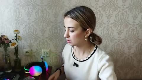 Emily online show from May 30, 2026, 1:08 pm