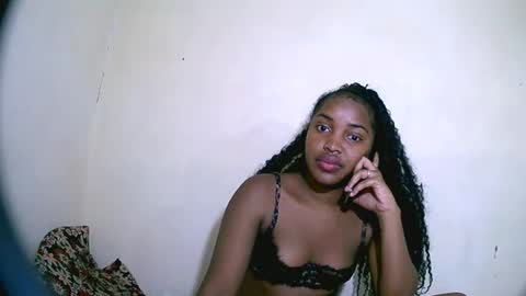 sylviasexy27 online show from December 3, 2024, 4:17 pm