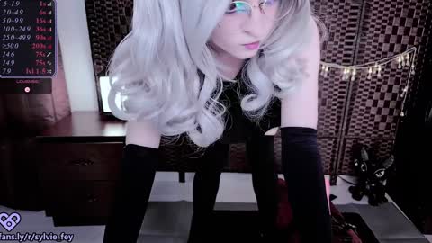 Snapshot of sylvie_fey chatting on January 13, 2025, 12:19 am Sylvie online show from January 13, 2025, 12:19 am